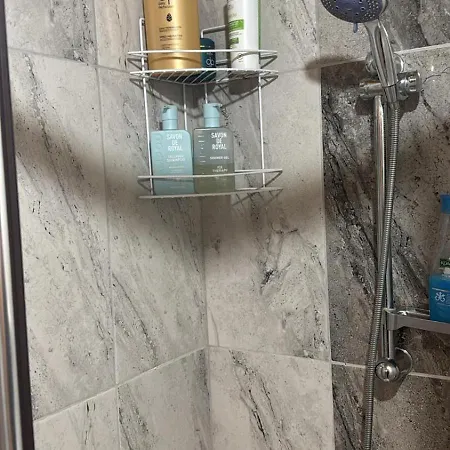 Complete In Etiler Besiktas Provincia di Istanbul